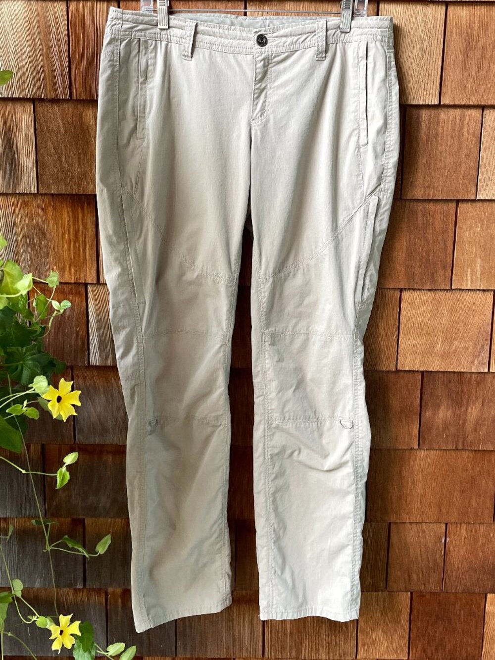 EUC Kuhl Tan Cotton Blend Cargo Hiking Pants in Women's 12 Regular